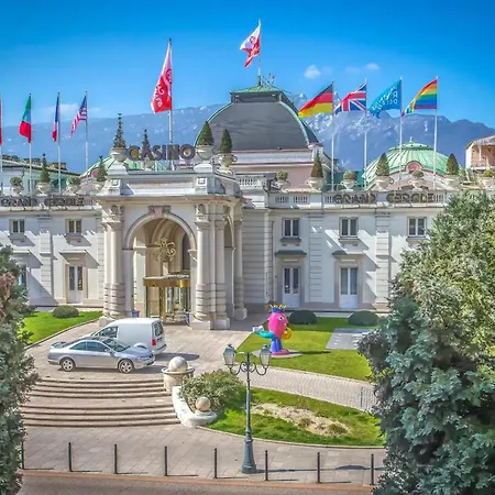 Апартаменты 